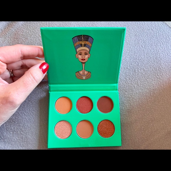 Juvia's Place Nubian Eyeshadow Palette Mini - Picture 3 of 8